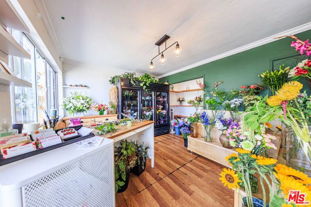 10872 Venice Boulevard, Culver City, CA 90232