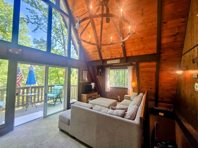 239 Kearsarge Drive, Haverhill, NH 03785