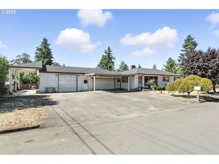 10305 ST HELENS Ave, Vancouver, WA 98664
