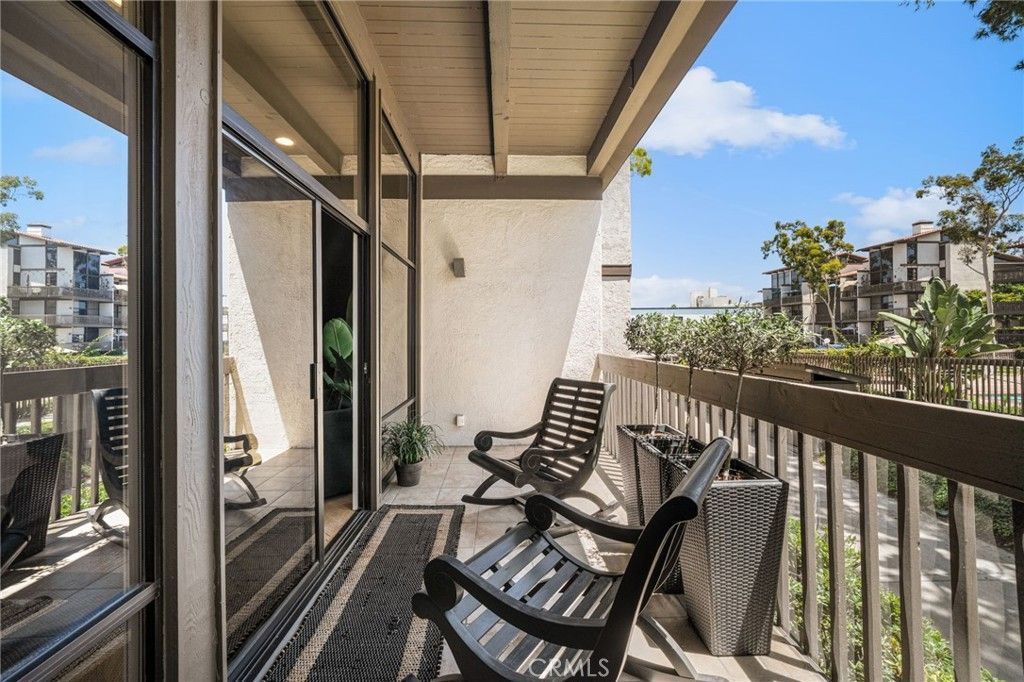 Image 18 of property listing at 6112 Marina Pacifica N, Long Beach, CA 90803