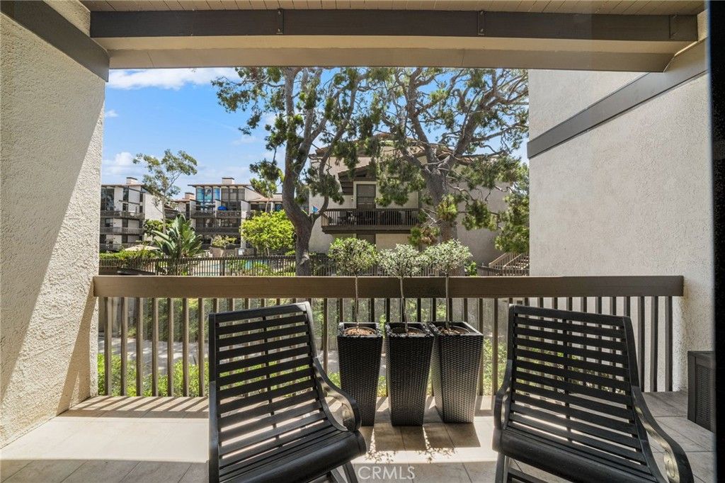 Image 19 of property listing at 6112 Marina Pacifica N, Long Beach, CA 90803