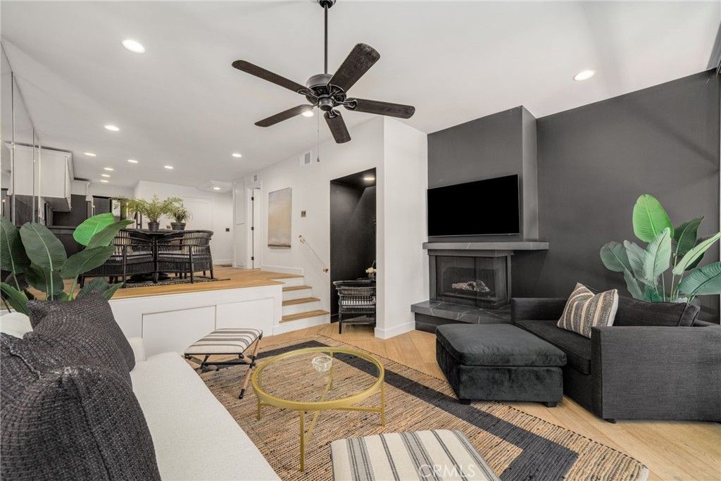 Image 3 of property listing at 6112 Marina Pacifica N, Long Beach, CA 90803