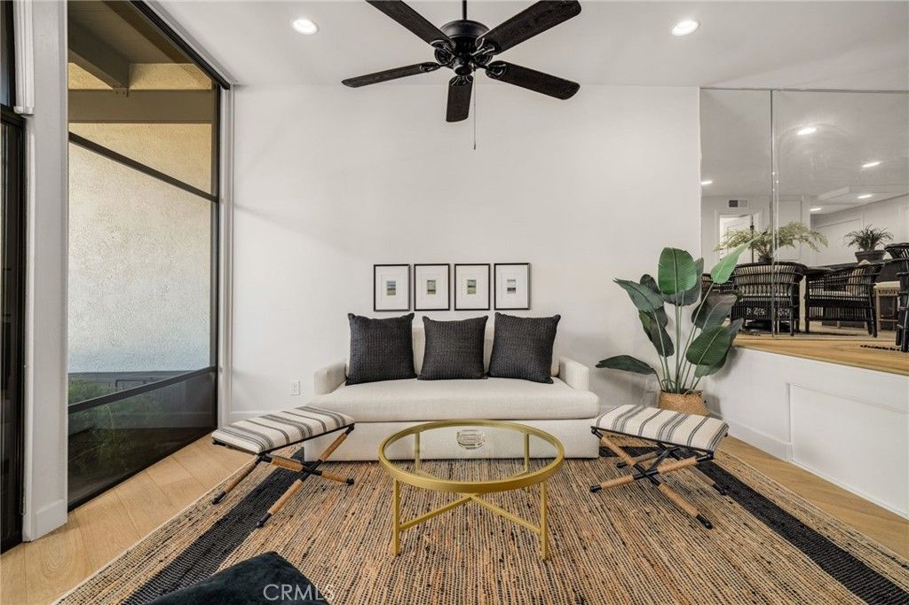 Image 4 of property listing at 6112 Marina Pacifica N, Long Beach, CA 90803