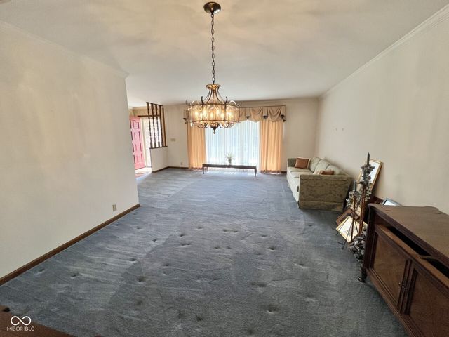 305 Jodi Drive, Brownstown, IN 47220