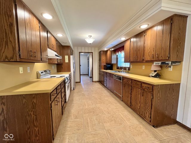 305 Jodi Drive, Brownstown, IN 47220