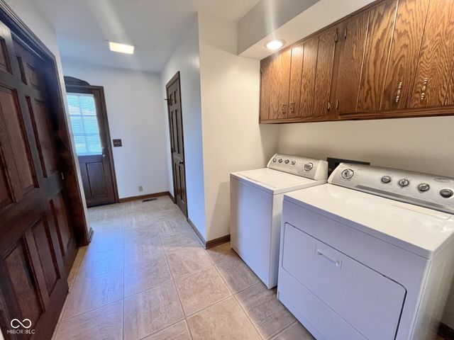 305 Jodi Drive, Brownstown, IN 47220