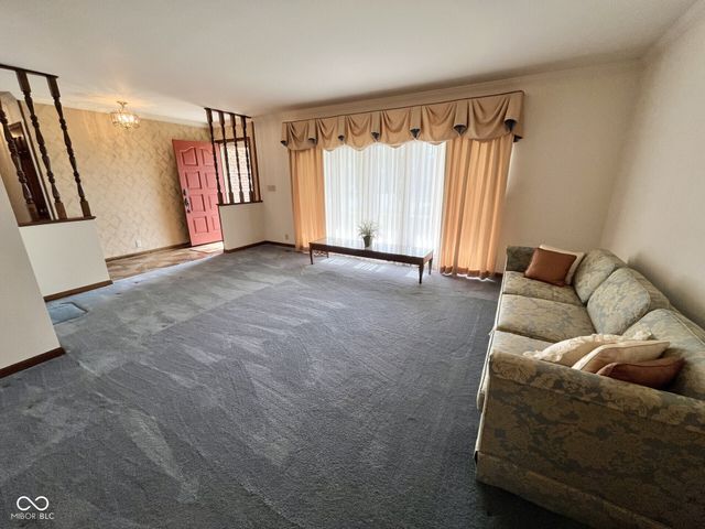 305 Jodi Drive, Brownstown, IN 47220