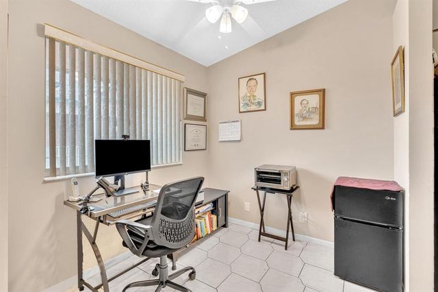 7235 S Devon Drive 209, Tamarac, FL 33321