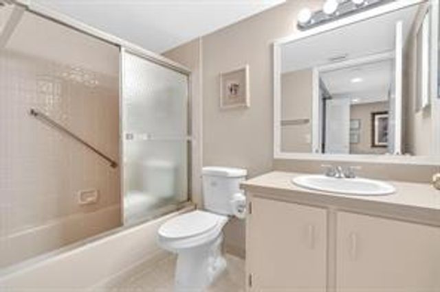 7235 S Devon Drive 209, Tamarac, FL 33321