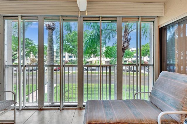 7235 S Devon Drive 209, Tamarac, FL 33321