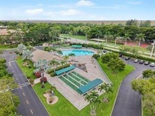 7235 S Devon Drive 209, Tamarac, FL 33321