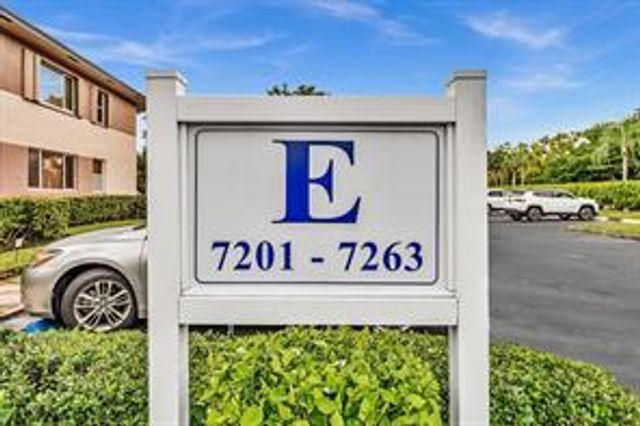 7235 S Devon Drive 209, Tamarac, FL 33321