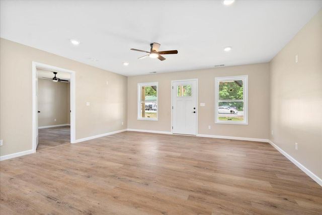 138 Ladonna Drive, Clay City, KY 40312
