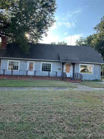 706 S Poplar Street, Sapulpa, OK 74066