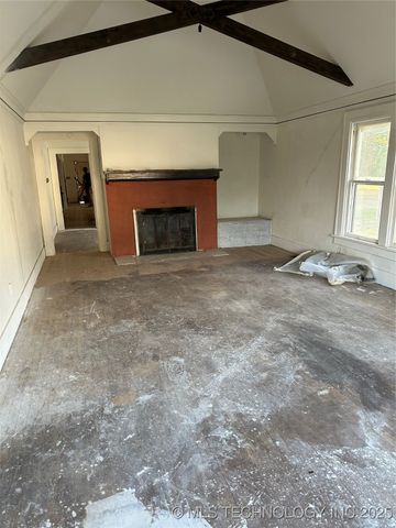 706 S Poplar Street, Sapulpa, OK 74066