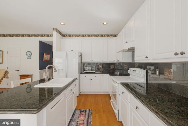 7826 DESIREE ST, Alexandria, VA 22315