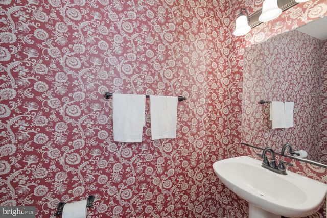 7826 DESIREE ST, Alexandria, VA 22315