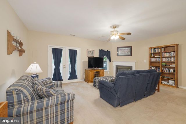 7826 DESIREE ST, Alexandria, VA 22315