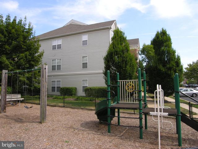 7826 DESIREE ST, Alexandria, VA 22315