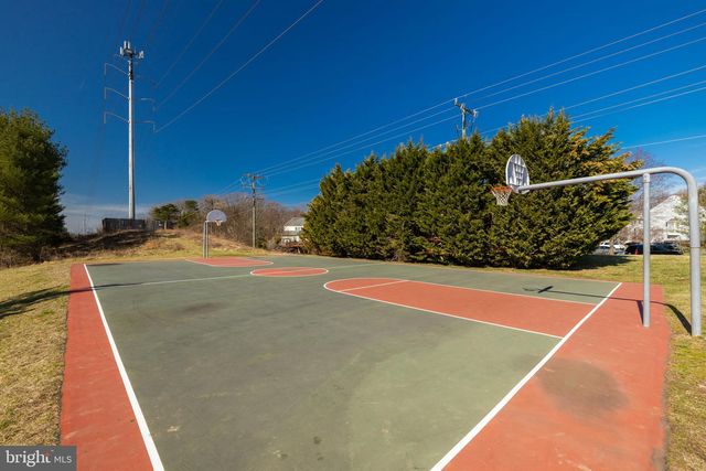 7826 DESIREE ST, Alexandria, VA 22315