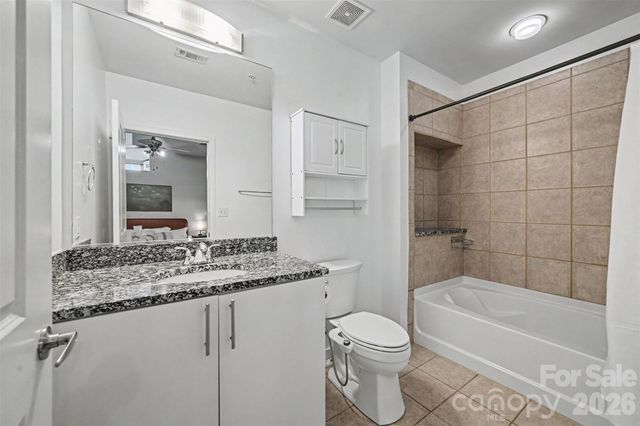 210 N Church Street 2608, Charlotte, NC 28202