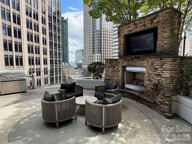 210 N Church Street 2608, Charlotte, NC 28202