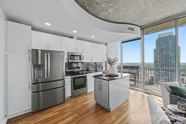 210 N Church Street 2608, Charlotte, NC 28202