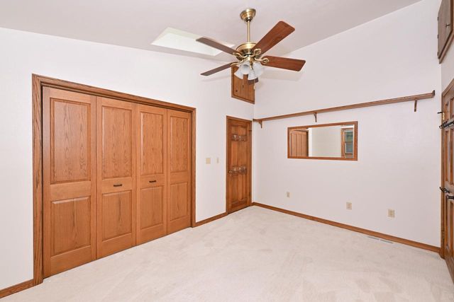 N2877 Roger ROAD, Helenville, WI 53137