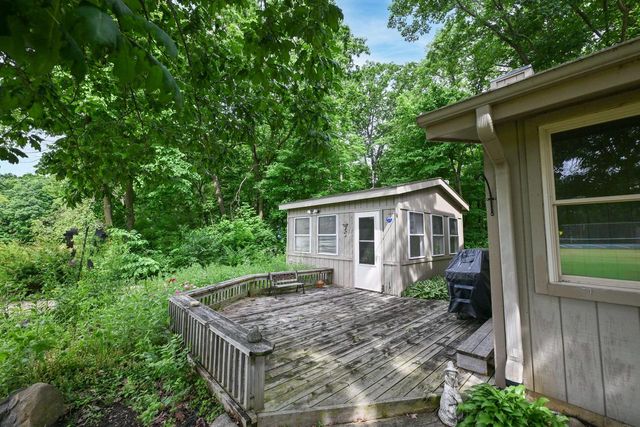 N2877 Roger ROAD, Helenville, WI 53137