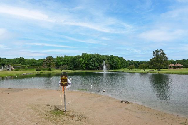 N2877 Roger ROAD, Helenville, WI 53137
