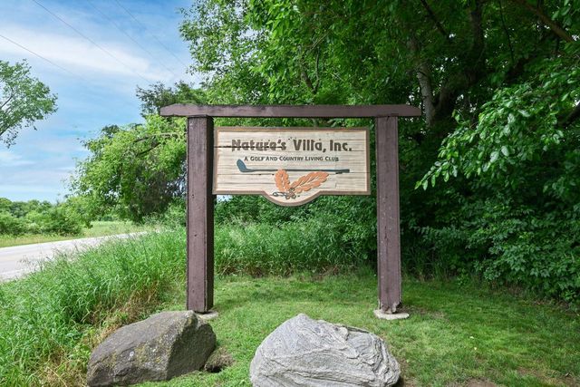 N2877 Roger ROAD, Helenville, WI 53137