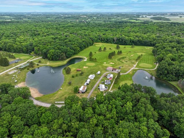 N2877 Roger ROAD, Helenville, WI 53137