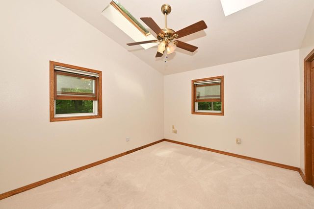 N2877 Roger ROAD, Helenville, WI 53137