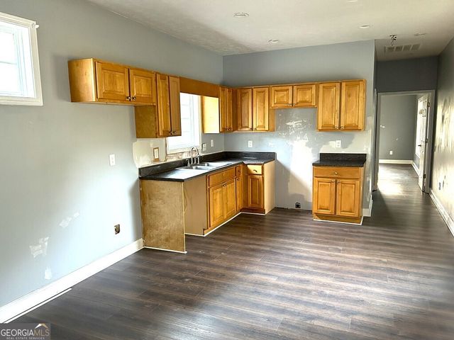 613 S Lee Street, Lagrange, GA 30240