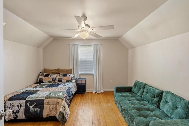 22 Pine Hill Drive, Highland Heights, KY 41076