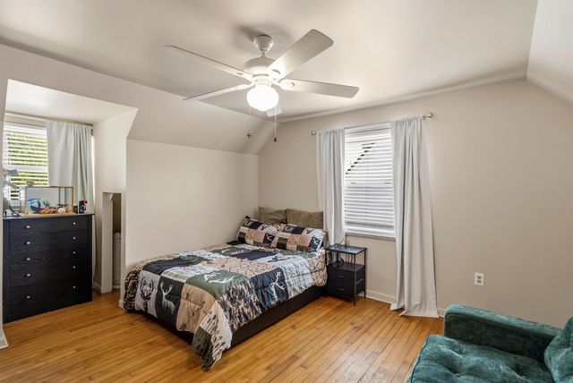 22 Pine Hill Drive, Highland Heights, KY 41076