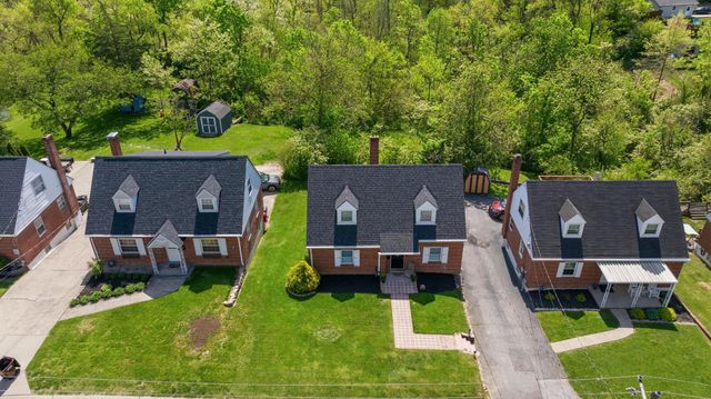 22 Pine Hill Drive, Highland Heights, KY 41076