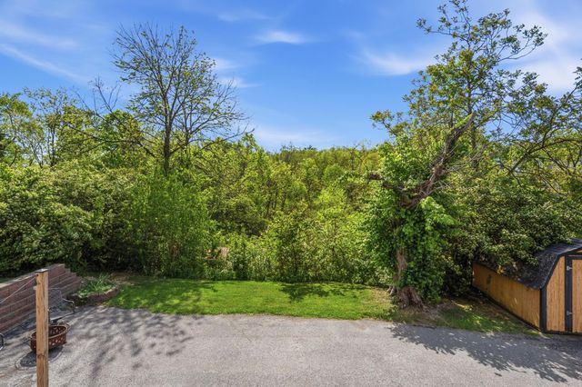 22 Pine Hill Drive, Highland Heights, KY 41076