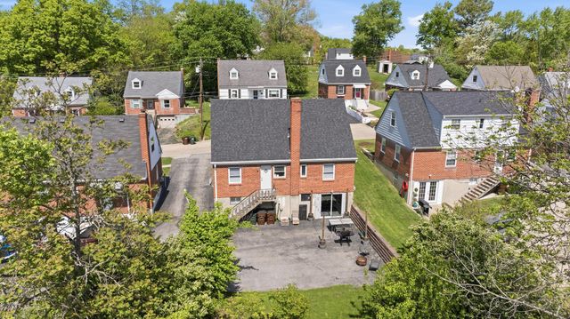 22 Pine Hill Drive, Highland Heights, KY 41076