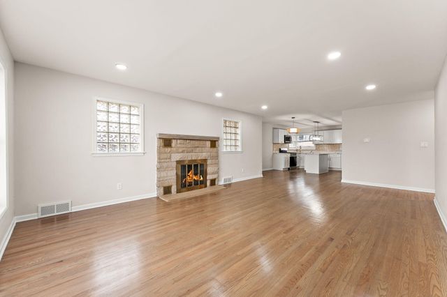 7245 Olcott Avenue, Hammond, IN 46323