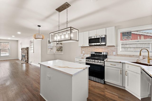 7245 Olcott Avenue, Hammond, IN 46323