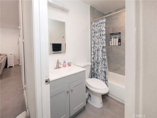 10707 Redwood, Hesperia, CA 92345
