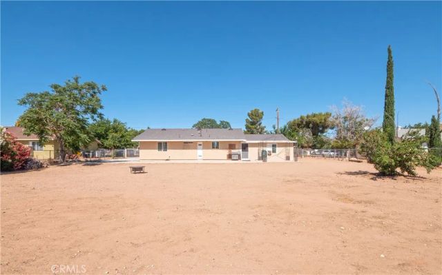 10707 Redwood, Hesperia, CA 92345