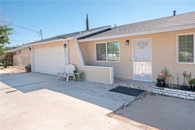 10707 Redwood, Hesperia, CA 92345