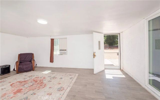 10707 Redwood, Hesperia, CA 92345