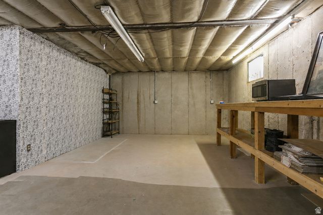5455 S 925 E, South Ogden, UT 84405