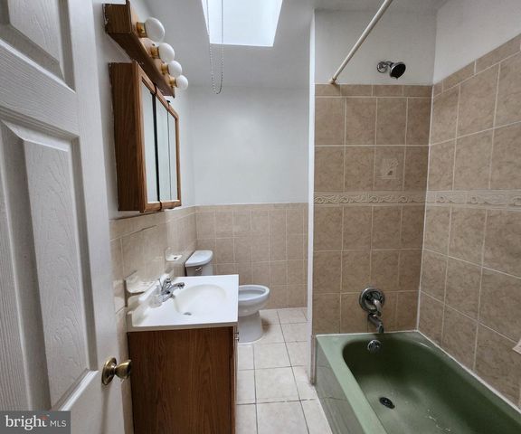 106 S 55TH ST, Philadelphia, PA 19139