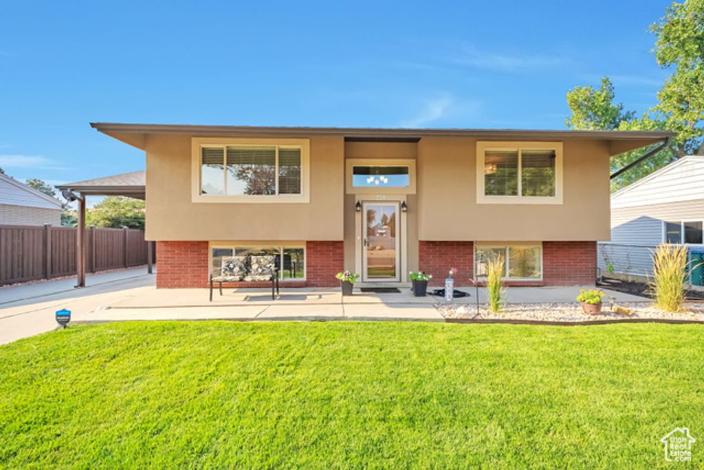 228 E 9585 S, Sandy, UT 84070