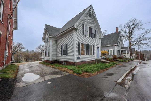 14 Chestnut Street, Pittsfield, NH 03263