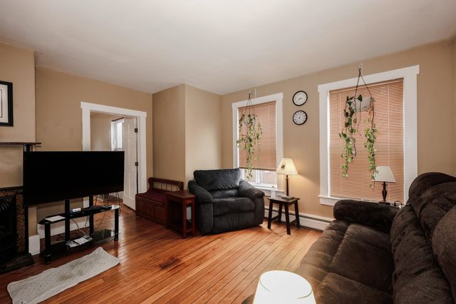 14 Chestnut Street, Pittsfield, NH 03263